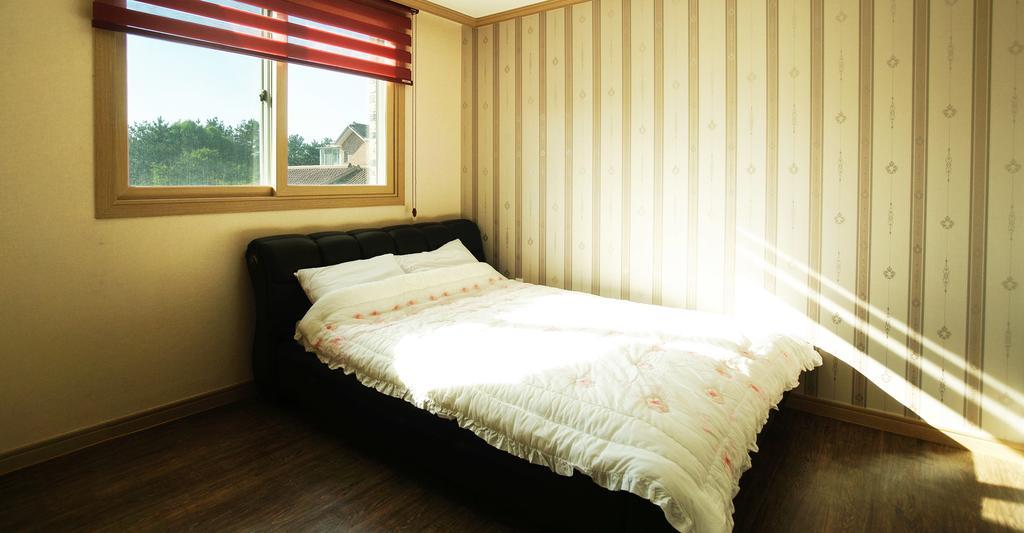 Вилла Jeju Olleh House Экстерьер фото