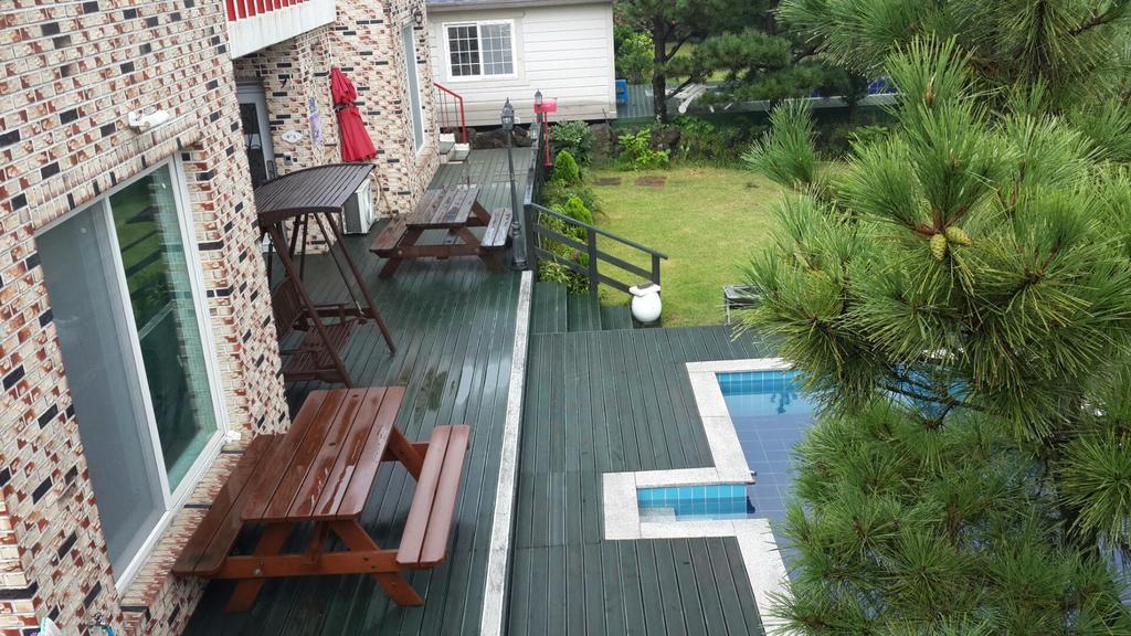 Вилла Jeju Olleh House Экстерьер фото