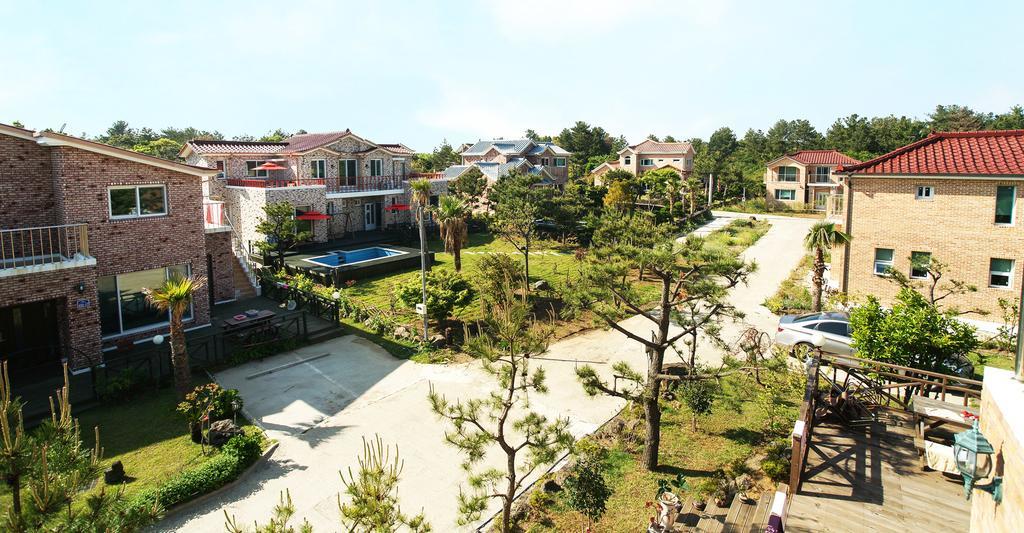 Вилла Jeju Olleh House Экстерьер фото