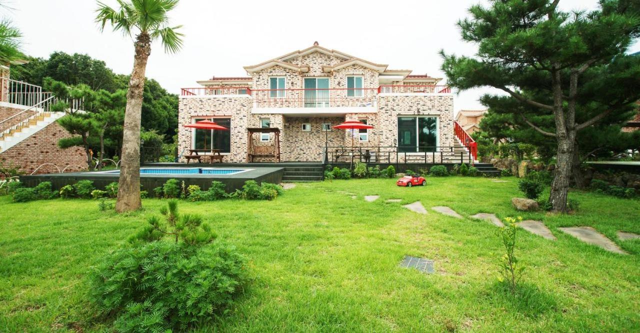 Вилла Jeju Olleh House Экстерьер фото